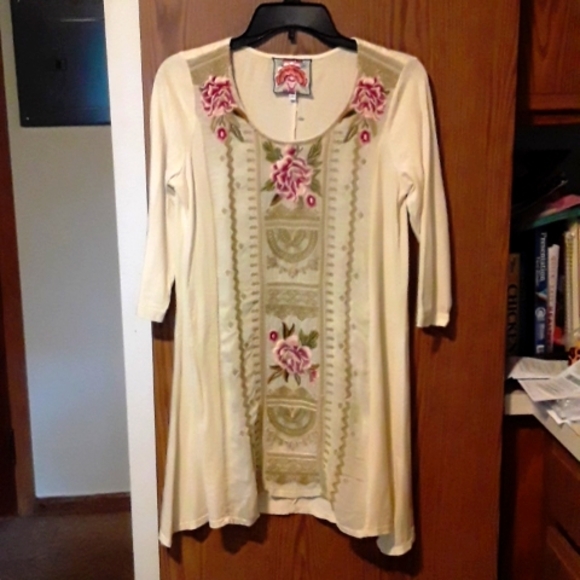 Johnny Was Tops - Johnny Was asymmetrical embroidered tunic …